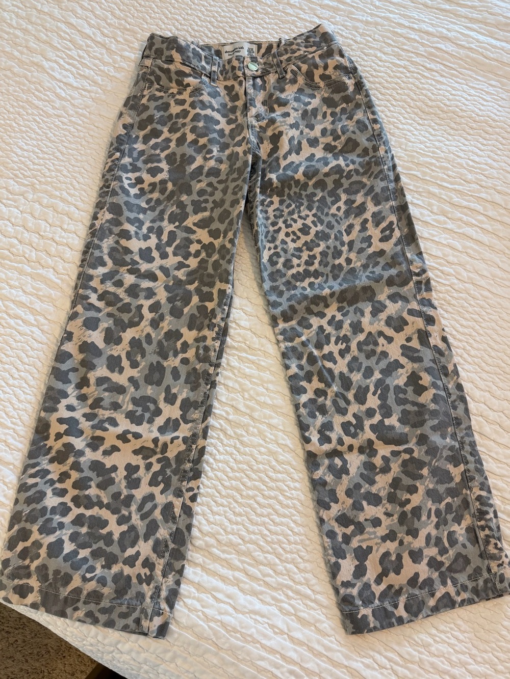 abercrombie kids, Gray and Cream Leopard Wide-Leg Jeans, Size 11-12
